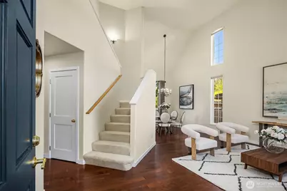 2462 238th Place NE, Sammamish, WA 98074 - Photo 3