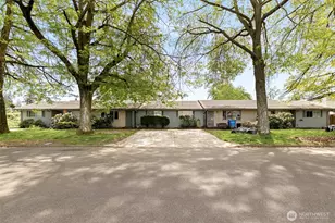 10901 NE 7th St, Vancouver, WA 98664 - Photo 1