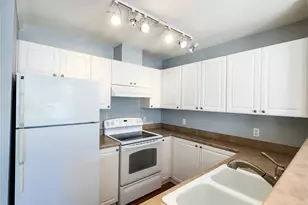 33020 10th Ave SW, Federal Way, WA 98023 - Photo 3