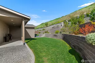 37 Diede Hills Ln, Wenatchee, WA 98801 - Photo 17
