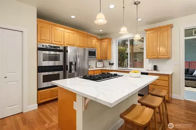 21030 SE 5th Street, Sammamish, WA 98074 - Photo 9