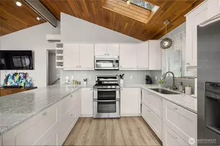 285 Harrington, Coupeville, WA 98239 - Photo 11