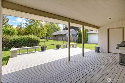 310 Prestwick Drive, Camano Island, WA 98282 - Photo 15
