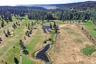 310 Prestwick Dr, Camano Island, WA 98282 - Photo 39