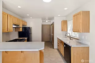 6158 S Cushman Ave, Tacoma, WA 98408 - Photo 7
