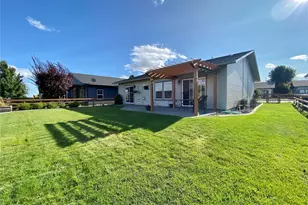 8021 Vialago Pkwy, Zillah, WA 98953 - Photo 19