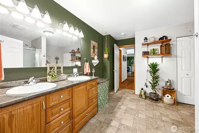10705 189th Avenue E, Bonney Lake, WA 98391 - Photo 29