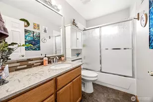 10705 189th Ave E, Bonney Lake, WA 98391 - Photo 23