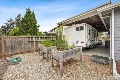 10705 189th Avenue E, Bonney Lake, WA 98391 - Photo 33