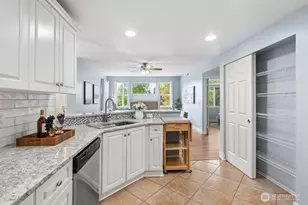 400 S 46th Pl, Renton, WA 98055 - Photo 15
