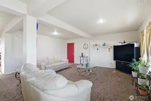 237 Reeds Rd, Touchet, WA 99360 - Photo 5