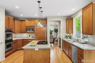 6323 NE 130th Pl, Kirkland, WA 98034 - Photo 13
