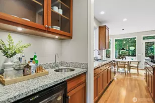 6323 NE 130th Pl, Kirkland, WA 98034 - Photo 9
