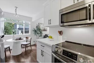 2552 14th Avenue W #203, Seattle, WA 98119 - Photo 7