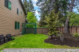 10351 SE 8th St, Bellevue, WA 98004 - Photo 35