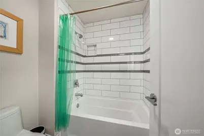 10351 SE 8th Street, Bellevue, WA 98004 - Photo 31