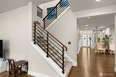 10351 SE 8th Street, Bellevue, WA 98004 - Photo 3