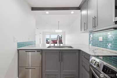 520 SE Columbia River Drive #311, Vancouver, WA 98661 - Photo 7