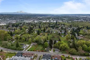 8226 S 132nd St, Seattle, WA 98178 - Photo 31