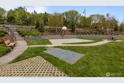8226 S 132nd Street, Seattle, WA 98178 - Photo 25