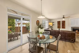 526 Rosario Ave NE, Renton, WA 98059 - Photo 9