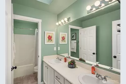 526 Rosario Avenue NE, Renton, WA 98059 - Photo 25