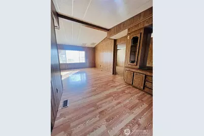 401 Boulder Avenue, Roosevelt, WA 99356 - Photo 15