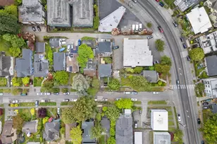 4257 W 33rd Ave W, Seattle, WA 98199 - Photo 25
