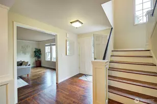 225 131st Ave NE, Bellevue, WA 98005 - Photo 3
