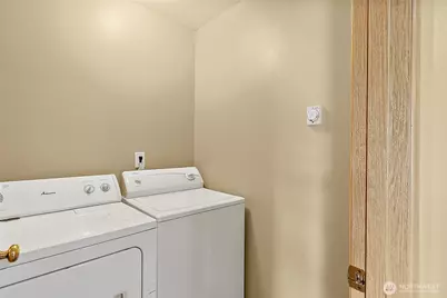 1324 E 181st Street Ct E, Spanaway, WA 98387 - Photo 31