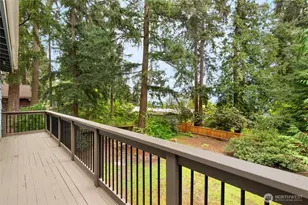15822 34th Ave NE, Lake Forest Park, WA 98155 - Photo 17