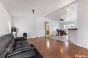 924 Lincoln Ave E, Tenino, WA 98589 - Photo 5