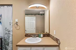 12014 113th Ave Ct E, Puyallup, WA 98374 - Photo 17