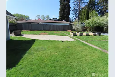 2108 Tacoma Road E, Puyallup, WA 98371 - Photo 33