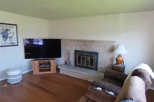 2108 Tacoma Rd E, Puyallup, WA 98371 - Photo 13