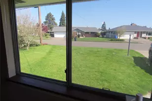 2108 Tacoma Rd E, Puyallup, WA 98371 - Photo 9