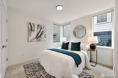 2366 Franklin Avenue E #B, Seattle, WA 98102 - Photo 21