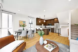 2366 Franklin Ave E, Seattle, WA 98102 - Photo 15