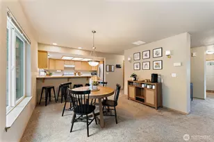 6827 11th Ave NE, Olympia, WA 98516 - Photo 5