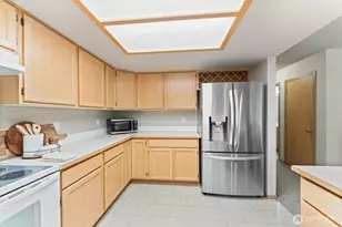 6827 11th Ave NE, Olympia, WA 98516 - Photo 9