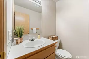 6827 11th Ave NE, Olympia, WA 98516 - Photo 11