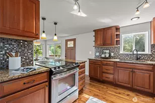4722 Woods Rd E, Port Orchard, WA 98366 - Photo 13