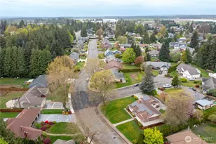 1704 Village Dr, Lynden, WA 98264 - Photo 3