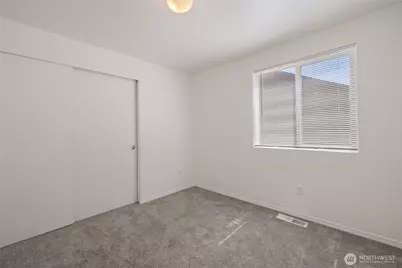 1214 S Cheyenne Court, Tacoma, WA 98405 - Photo 17