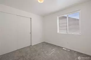 1214 S Cheyenne Ct, Tacoma, WA 98405 - Photo 17