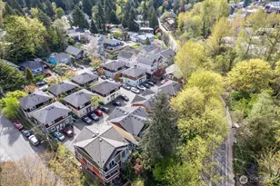 2205 NE 92nd St, Seattle, WA 98115 - Photo 21