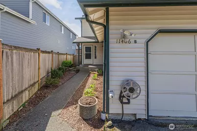 11406 22nd Street SE #2, Lake Stevens, WA 98258 - Photo 3