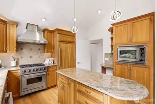 13717 46th Ave W, Edmonds, WA 98026 - Photo 7