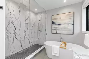 12608 NE 30th St, Bellevue, WA 98005 - Photo 27
