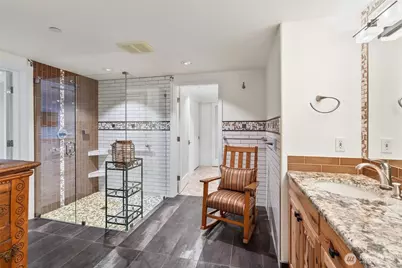 1661 Harbor Avenue SW #502, Seattle, WA 98116 - Photo 31